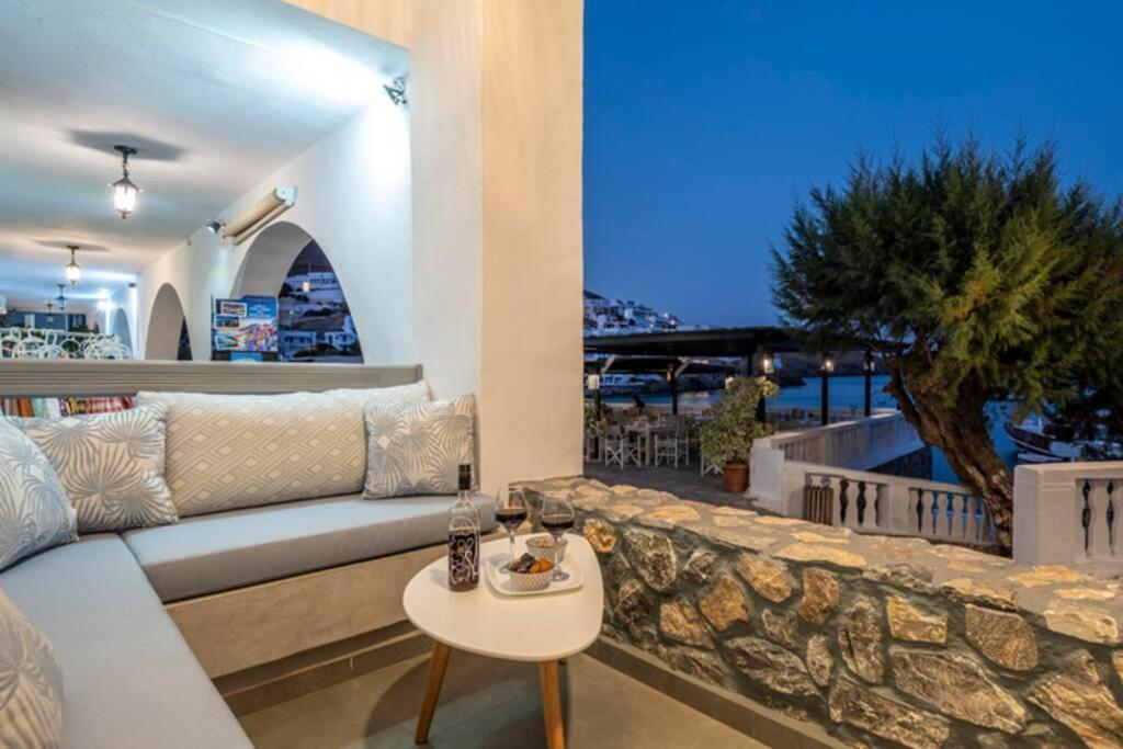 Willa Casa Tholari Al Mare Pera Gyalos Zewnętrze zdjęcie